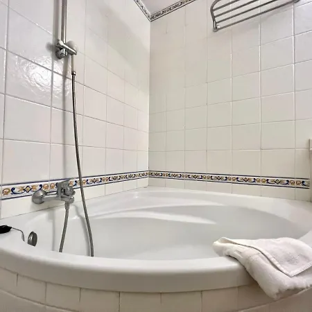Апартаменты Apartamento Piso Alto, Pool, Cerca De La Playa Лос-Реалехос